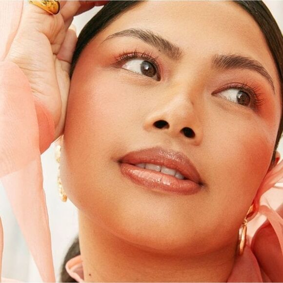 Fenty Beauty Cream Blush in Peach Face - Picture 7 of 13